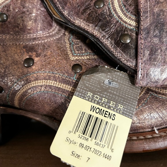 ❤️ NWT Roper Women's Pure Cross & Studs Western Boots - Square Toe❤️ - Picture 8 of 9